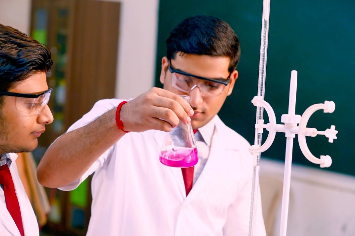Radiant English Academy-Chemistry Lab