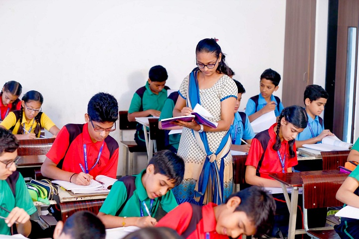 Radiant English Academy-Classroom