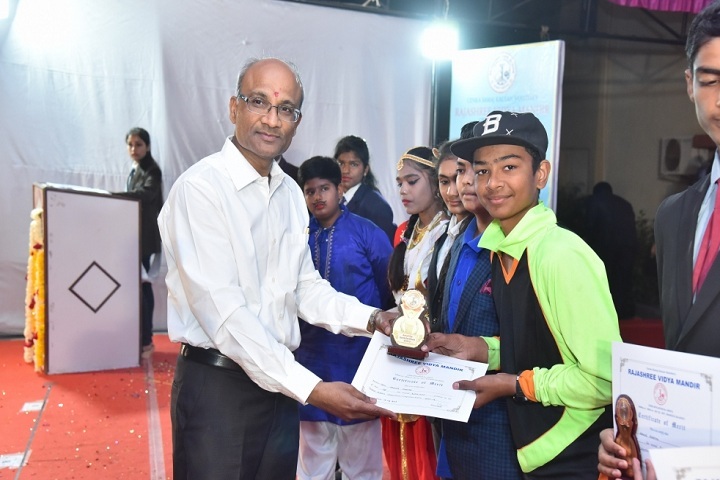 Rajashree Vidya Mandir-Prize Distribution