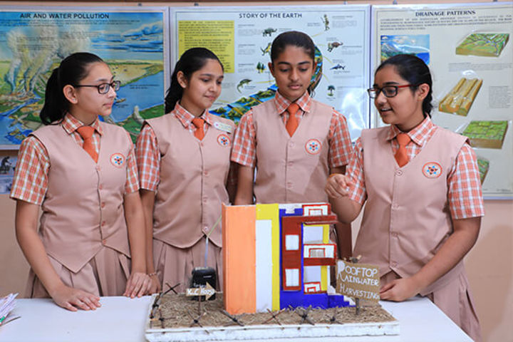Sarvanaman Vidya Mandir-Exhibition