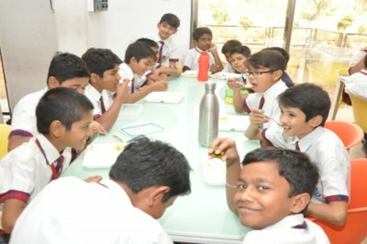 Shanti Asiatic School-Cafeteria