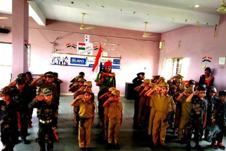 Shree Auro English School-Independence Day