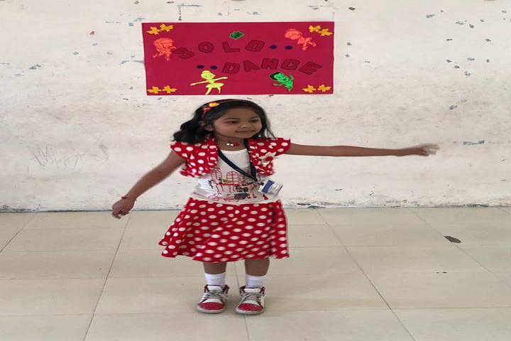 Shree Jain Yuvak Mandal English Medium School-Dance