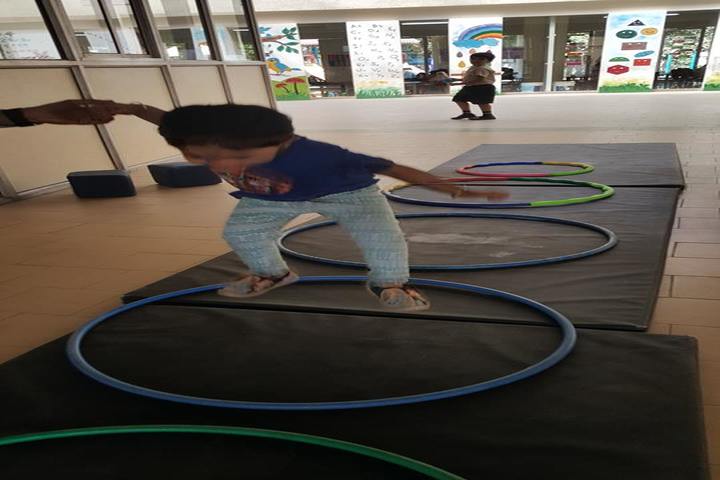 Shree Jain Yuvak Mandal English Medium School-Kids Play Area