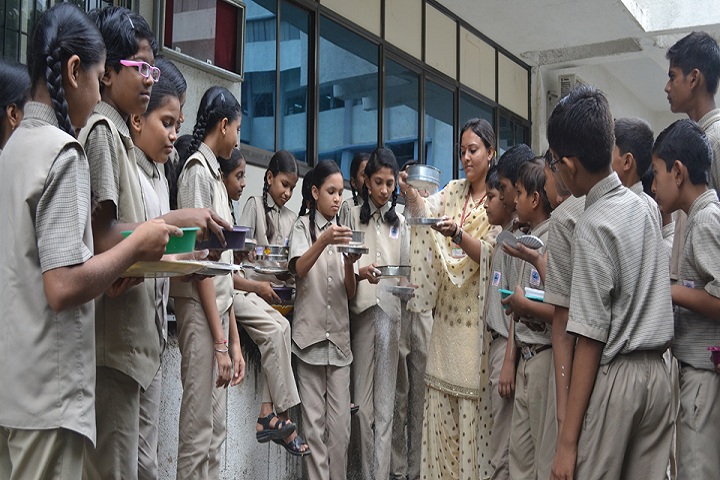 Shree Krishna International School-Experiment Learning