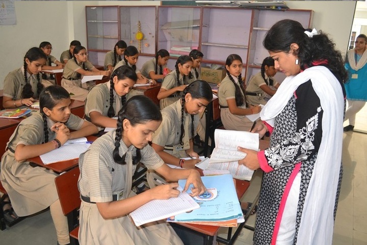 Shree Krishna International School-Classroom