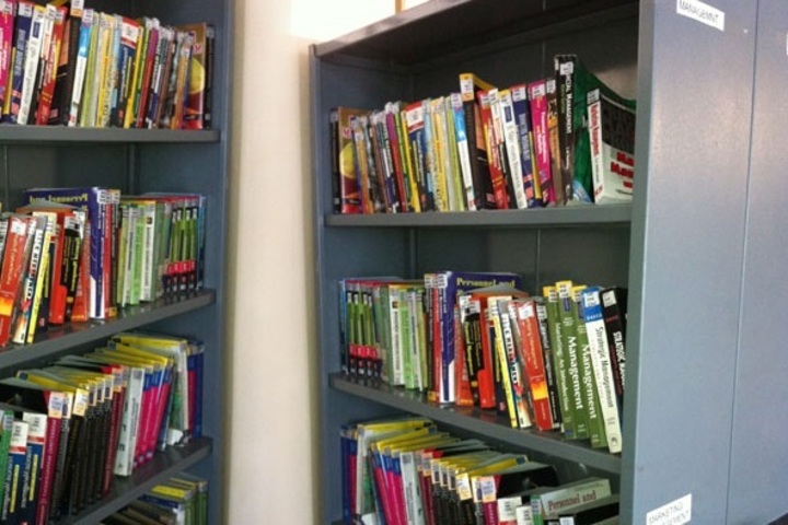 Shree Narayana Central School-Library