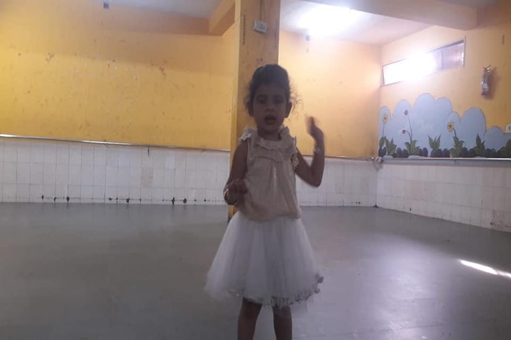 Shree Swaminarayan Goodwill School-Dancing Activity
