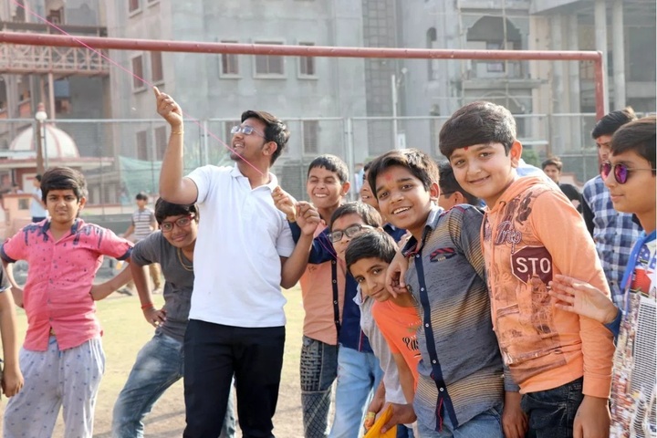 Shree Swaminarayan Gurukul Gyanbag International School-Sankranthi Celebrations
