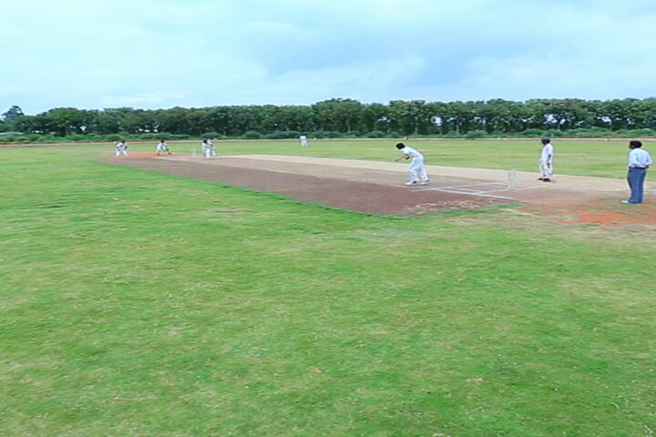Shree Swaminarayan Gurukul International School-Grounds
