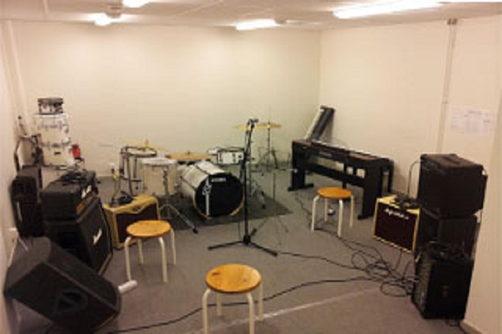 Shree Swaminarayan M G K English Primary School-Music Room