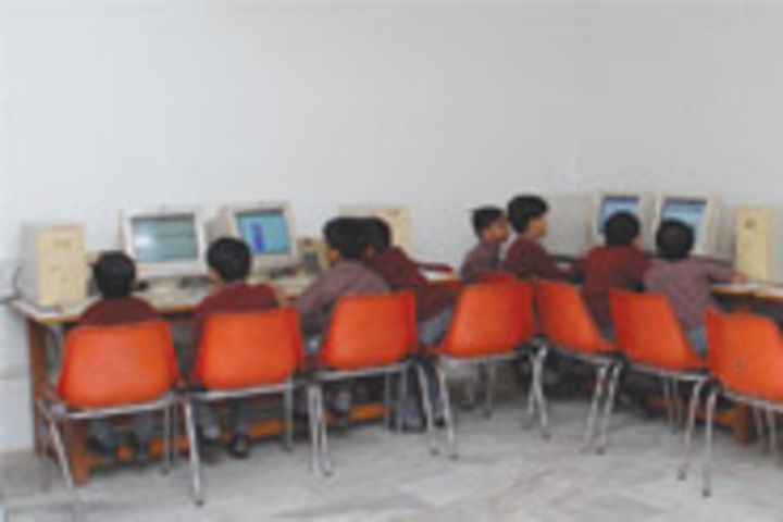 Shree Swaminarayan Public School-IT Lab
