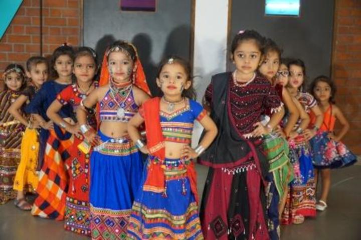 Shree Vashishtha Vidhyalaya-Navrathri
