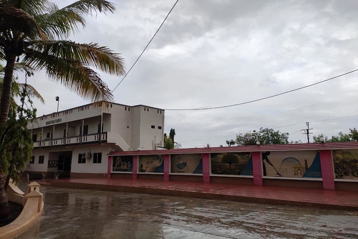 Shri Green Farm English School-School View