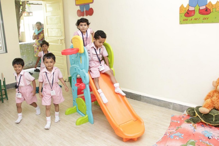 Shri LG Haria Multipurpose School-Kids Play Area