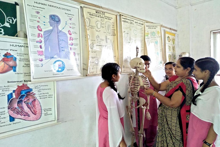 Sri Sathya Sai Vidyaniketan-Biology Lab
