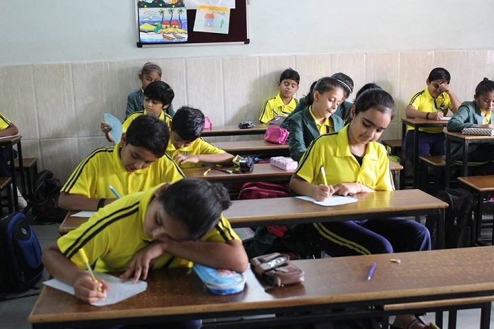 St Xaviers CMI Public School-Classroom