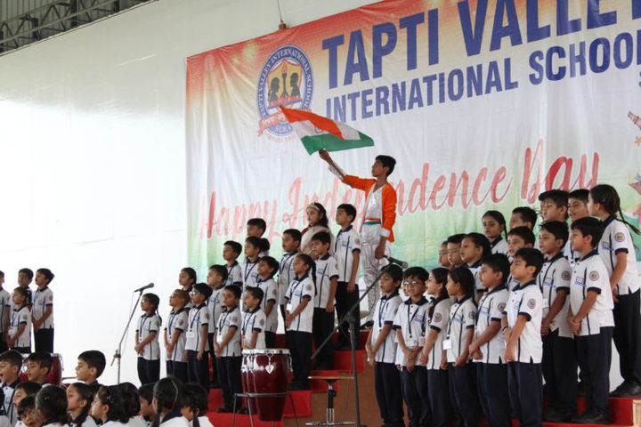 Tapti Valley International School-Independence Day
