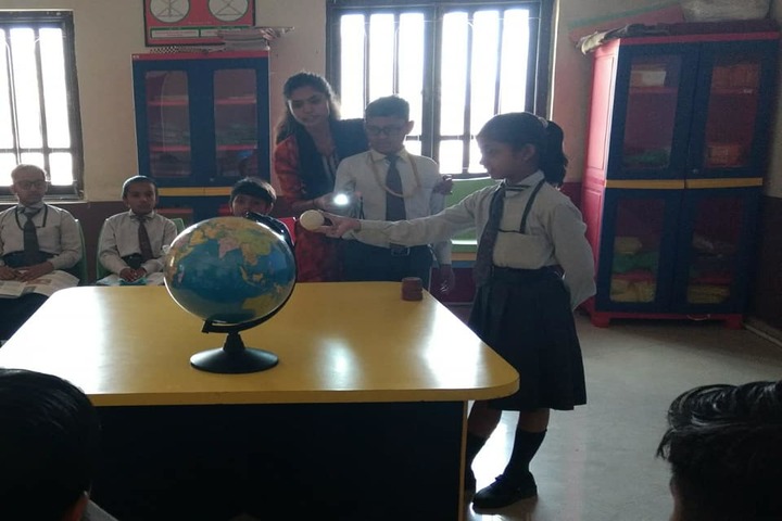 The Sunshine International School-Geography Lab