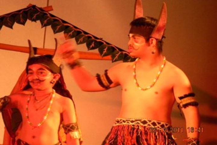 Urmi School-Drama