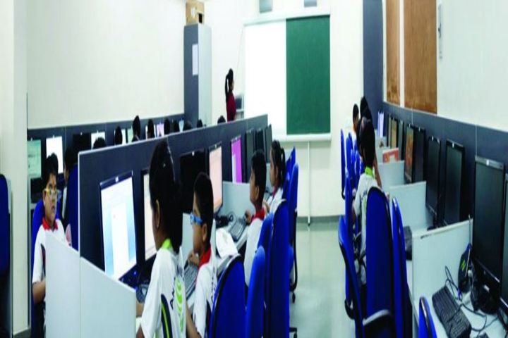 Anand Niketan-Computer Lab