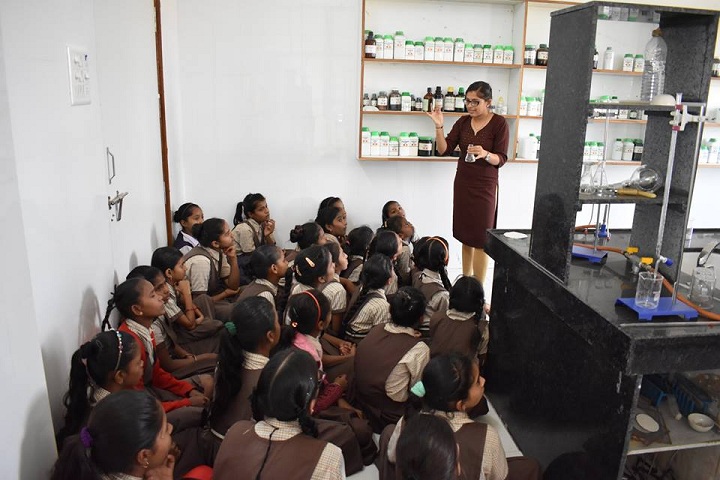 V S G International School-Lab