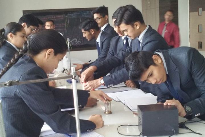 Vatsalya International School- Electronic Lab