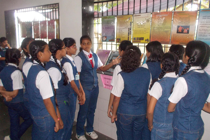 Vibrant School Of Excellence-Educational Tour