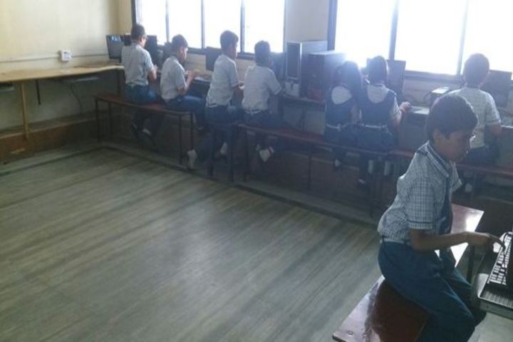 Vidya Dham International School-Computer Lab