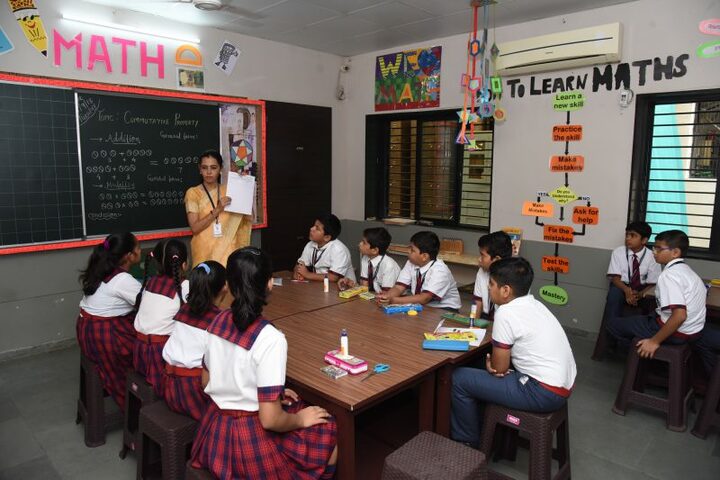Vishvaniketan Shanti Asiatic School-Maths Lab