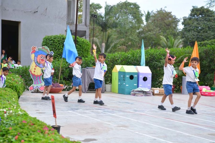 Vrajbhoomi International School-Dancing Activity