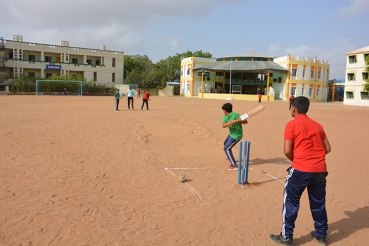 White House Public School-Sports
