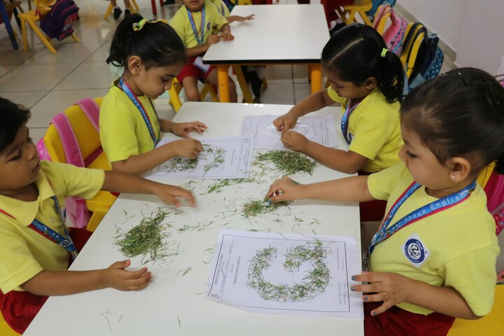 Zebar School For Children-Creativity Activity