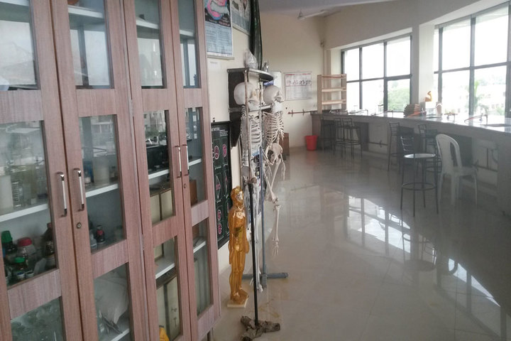 Zen School-Biology Lab