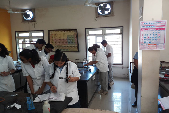 Zen School-Chemistry Lab