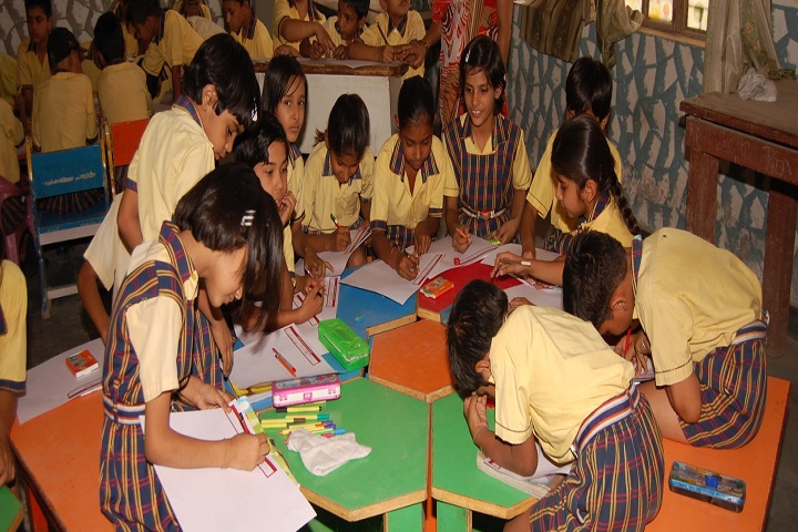 A P G Public School-Painting class