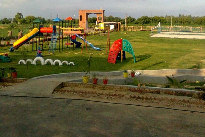 Aadharshila Public School-Play area