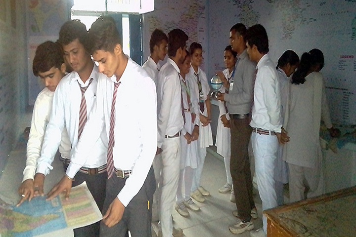 Adarsh Senior Secondary School-Geography Lab