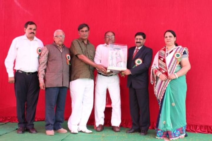 Aishly Public School-Felicitation