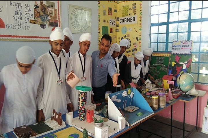 Akal Academy Bara Gura-Science Exhibition