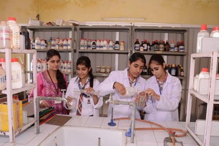 Alpine Public School-Chemistry Laboratory