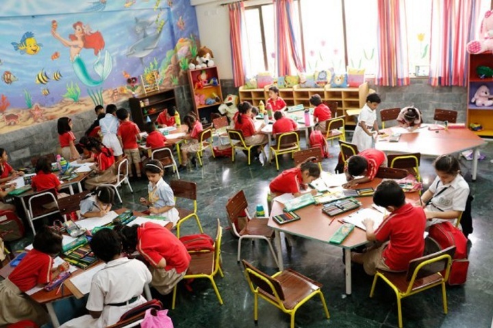 Apeejay Svran Global School-Activity Room