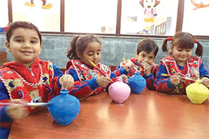 Apeejay Svran Global School-Art