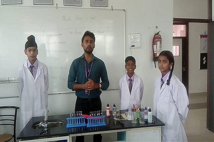 Apollo International School-Science Lab