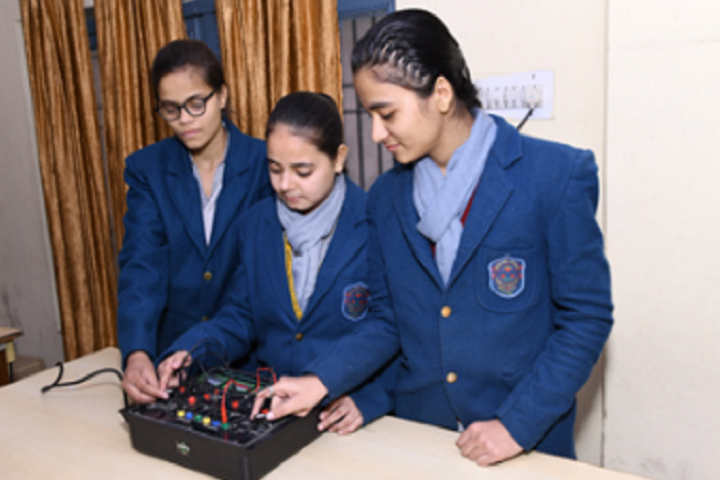 Arya Bal Bharti Public School-Physics Laboratory