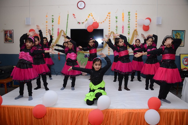 Arya Public School-Mothers day celebration