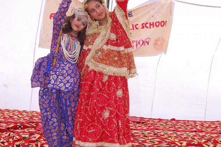 Aryan Global Public School-Dance