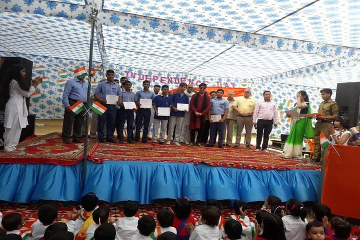 Avr Public School-Independence day