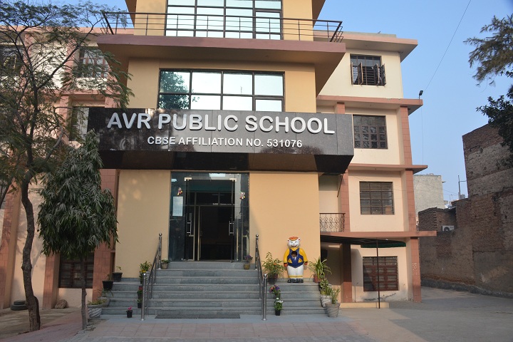 Avr Public School-school building