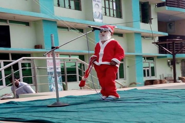 B R Gyan Deep Senior Secondary School-Christmas Celebrations